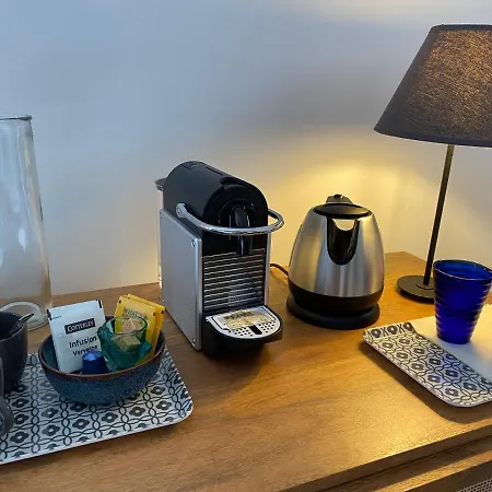 La Maison De Manon فندق مبيت وإفطار ميرانده