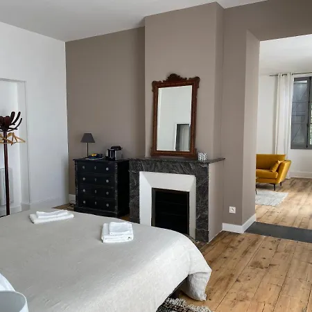 La Maison De Manon ميرانده